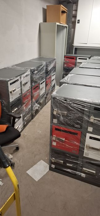 Szafa metalowa, locker 110x80x49 cm