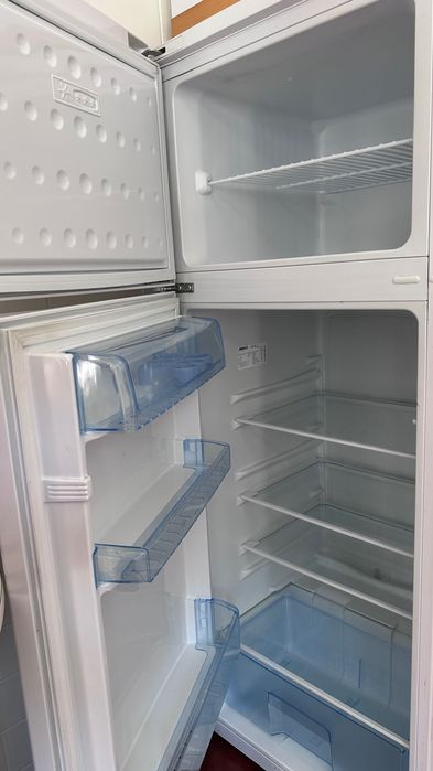 Frigorífico Beko usado - bom estado