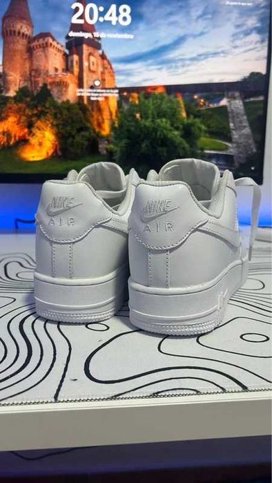 Nike Air Force 1 R.37.5