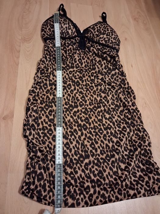 Sprzedam seksowną sukienkę mini