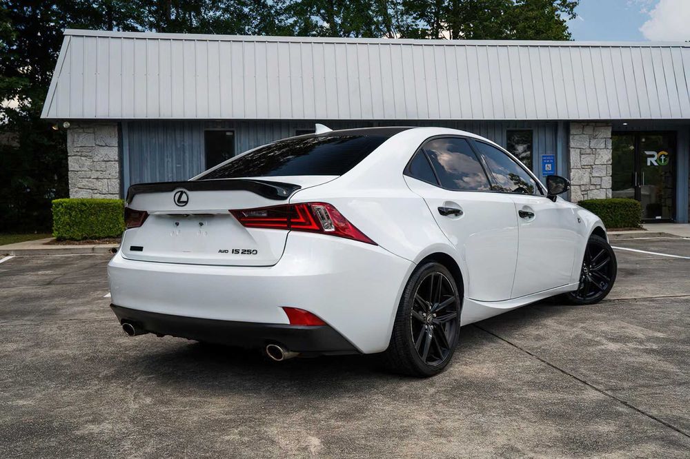 Lexus IS 250 Crafted Line      2015