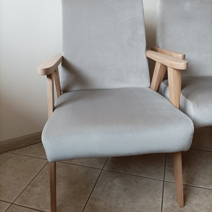 Fotel typu Lisek z PRL po renowacji