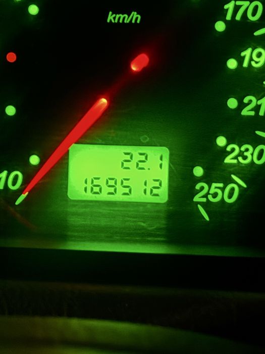 Citroen C5.