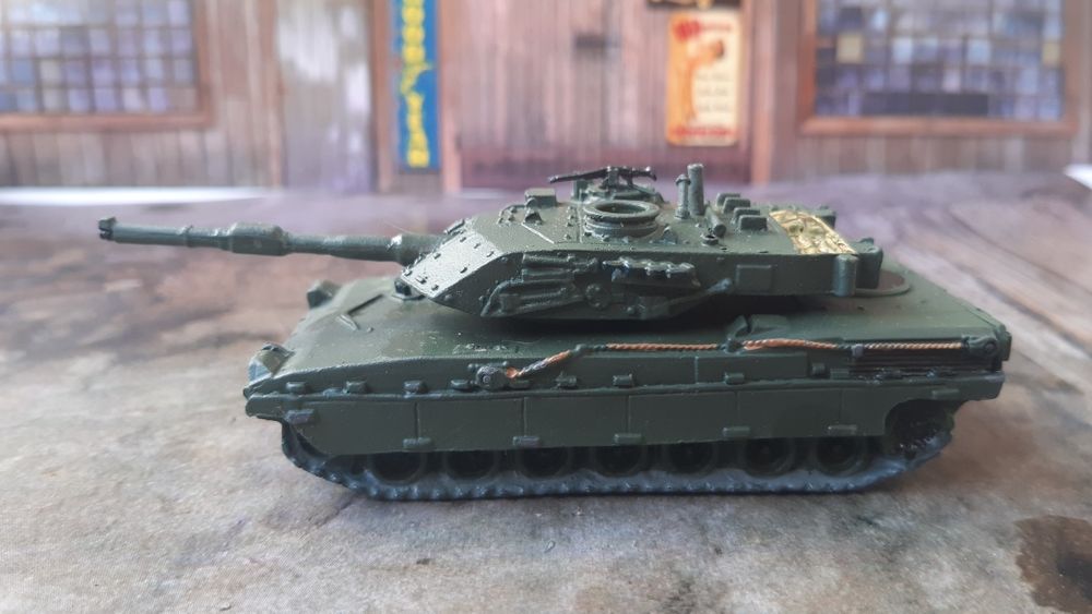 Lote de 24 blindados em metal 1/87 fabricados por Andrea Toys Spain
