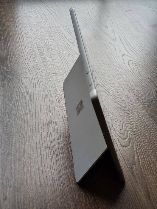 Microsoft Surface Go, 4/64 + 128 GB microSD PNY