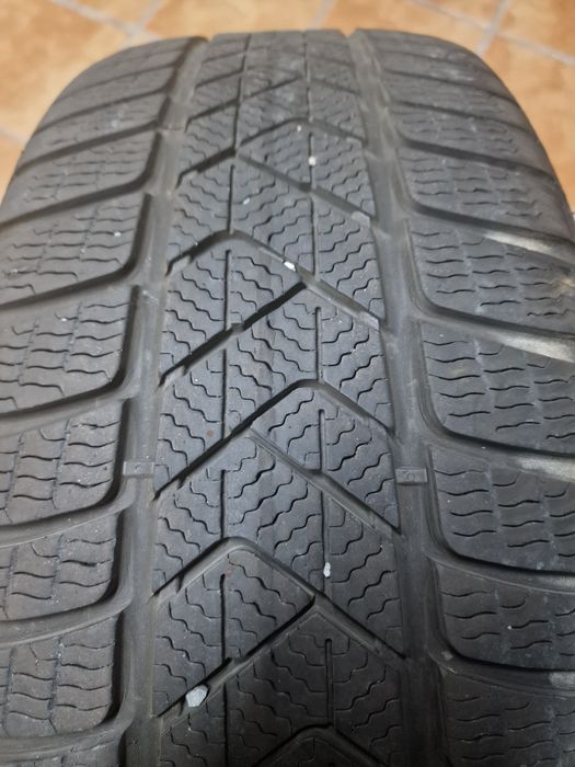 2 Pneus Pirelli Sottozero 3 225/40 R19 93H
