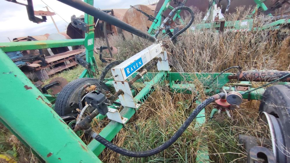 Агрегат для внесеня безводного аміаку Нітромайстер 9-45