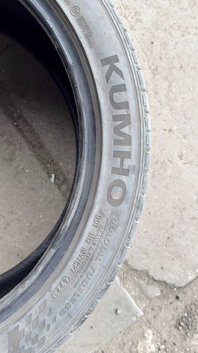 Шини KUMHO 255/40 ZR 19 100 Y