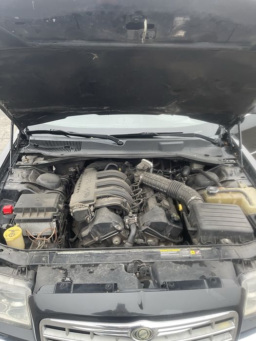 Продам Chrysler 300c