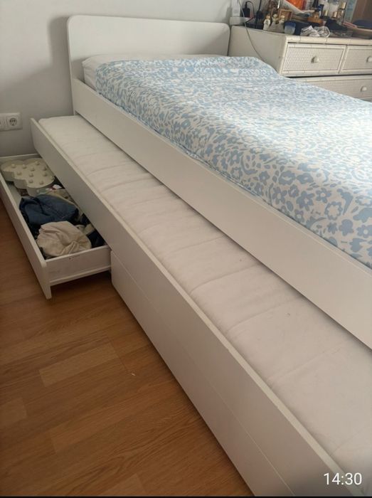Cama c/ cama gaveta + arrumação