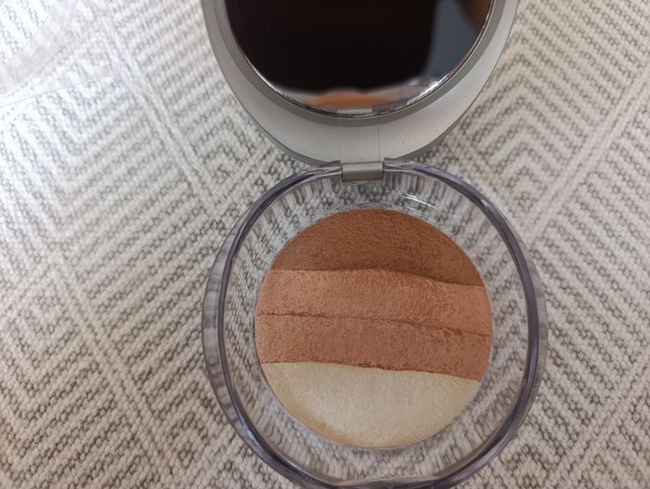 Brązer róż rozświetlacz PUPA 05