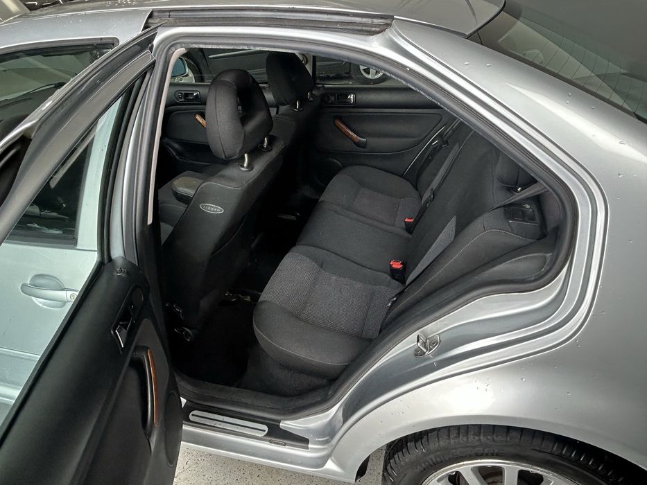 VW Bora 1.9 TDi Highline de 2000