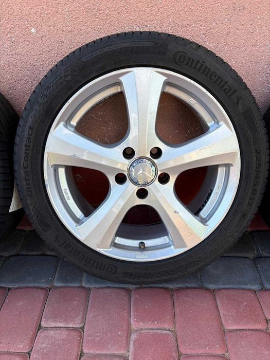 Komplet Kół Mercedes C Klasa E Klasa R17 5x112 ET45 Opony 2025r