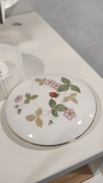 Вінтажна скринька для прикрас від Wedgwood