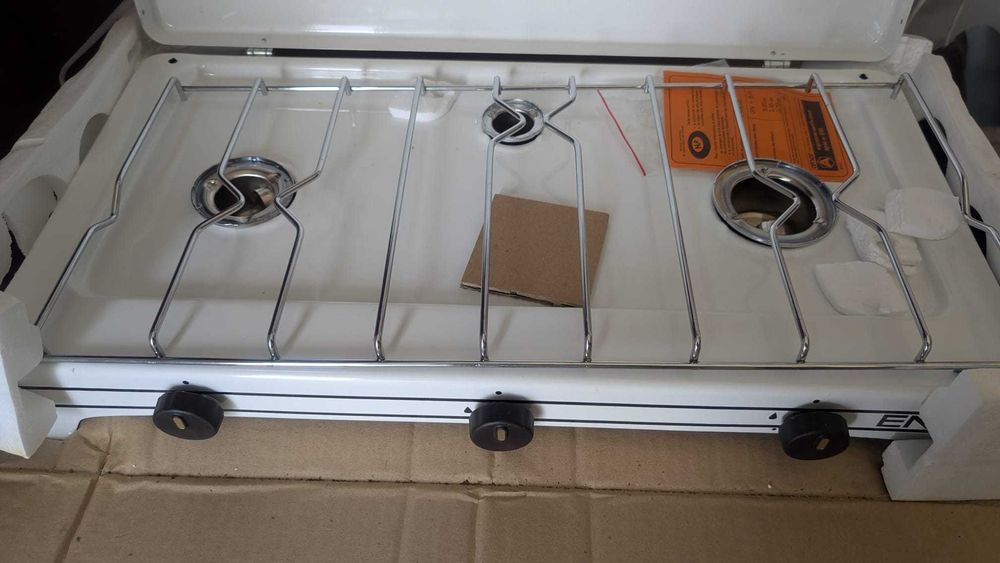 Fogao com 3 bocas a gas