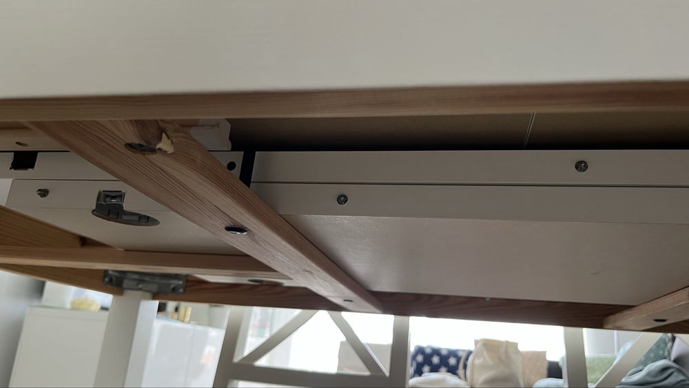 Mesa + 4 cadeiras Ikea