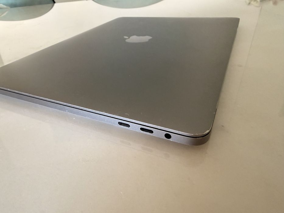 MacBook 13 Pro - 500gb - 8gb - 2016
