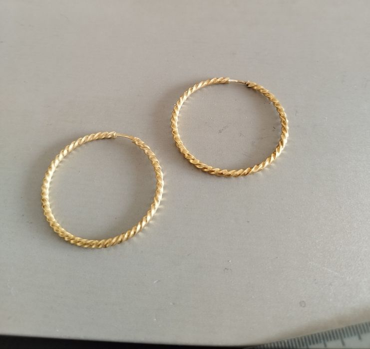 Argolas douradas em prata 925