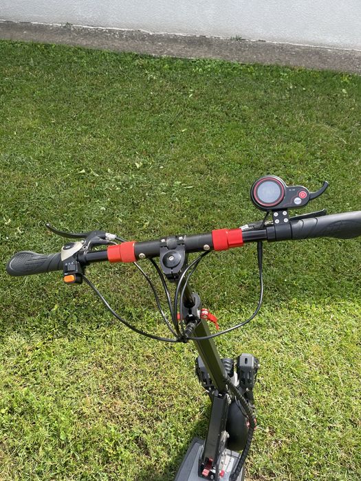 Електро самокат куго м4 про 2024 року.