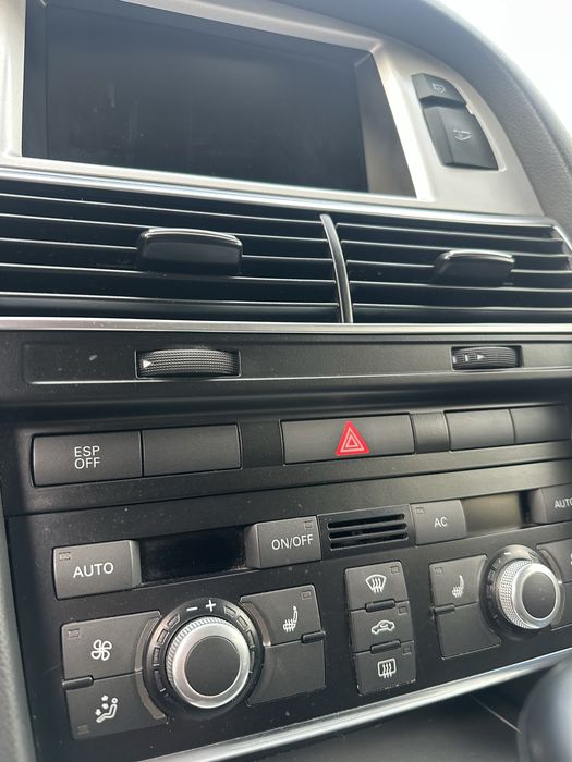 AUDI A-6 (2011 р.в.)   2,0TDI.    АУДИ