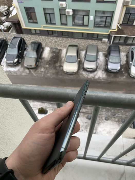 Iphone 11 pro max  зелений