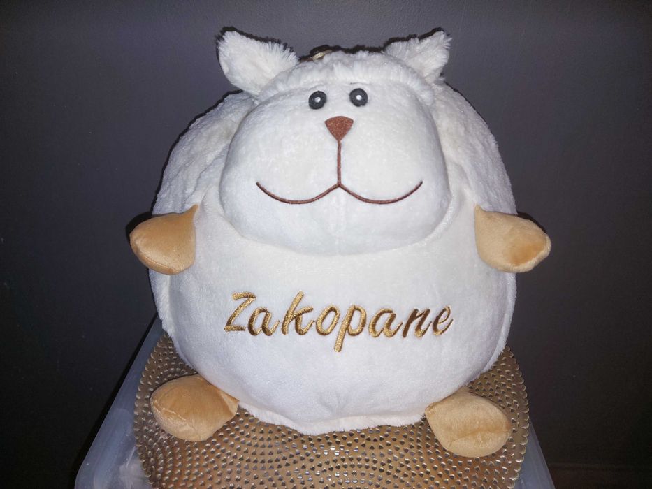 Owca, maskotka zabawka dla dzieci z Zakopanego