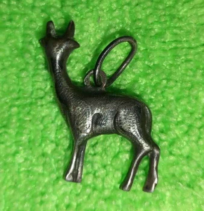 Pendente veado vintage em prata de lei 925