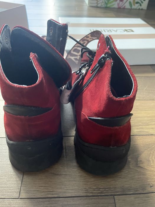 Czerwone  , zamszowe traperki roz 41 dl 26 cm