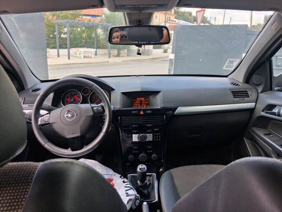 Vendo astra h impecável