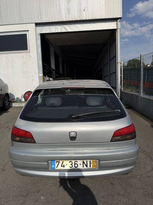 Peugeot 306 1.4i 75CV