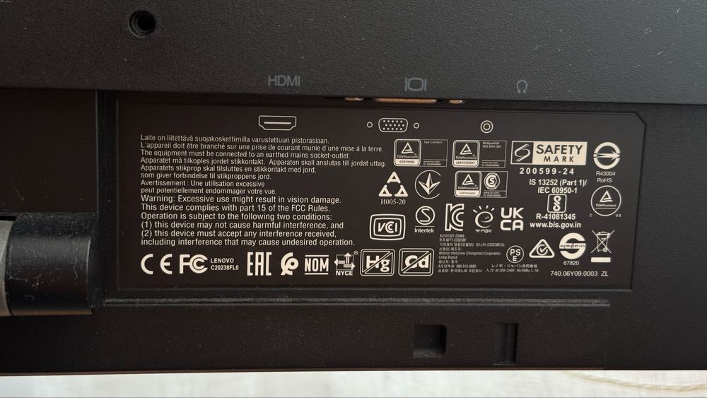 Monitor Lenovo L24i-30 — Como Novo