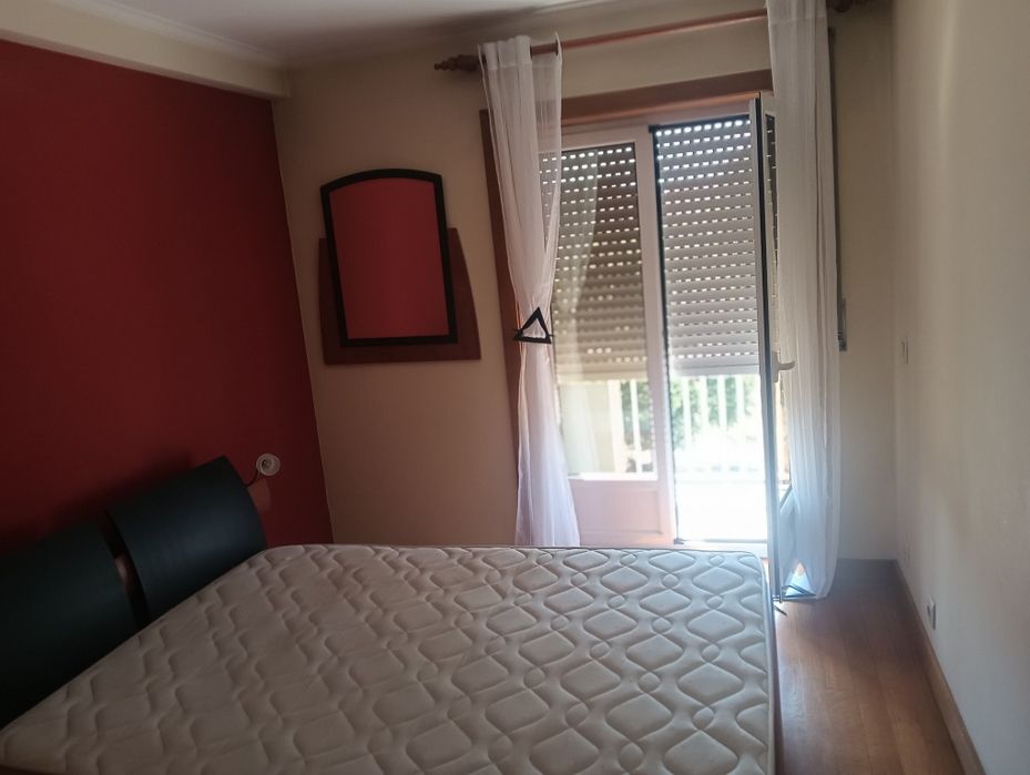 Aluguer de dois quartos com suíte