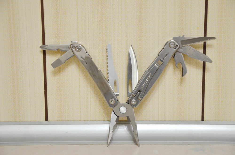 Мультитул Leatherman Sidekick