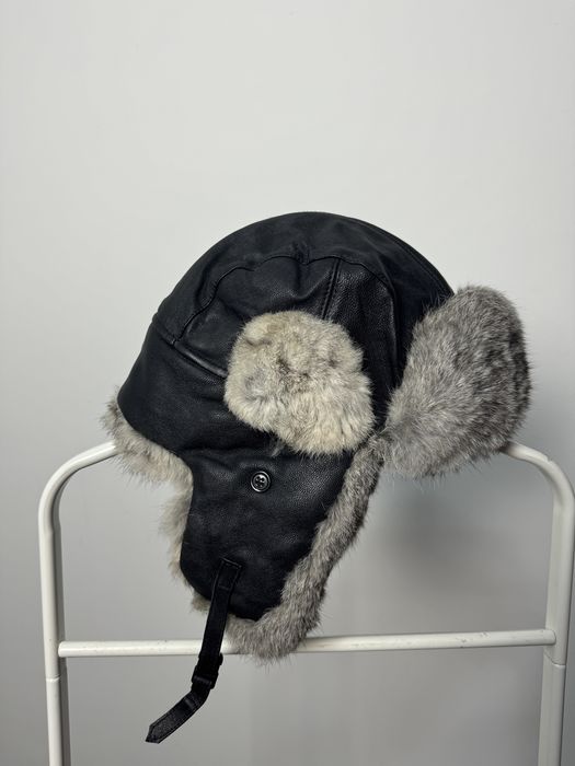 Чоловіча шкіряна шапка вушанка з хутром кролика розмір 59