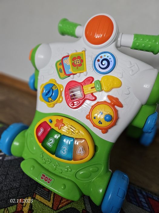 Smiki, Muzyczny chodzik, pchacz zabawka interaktywna 3w1

Opis produce