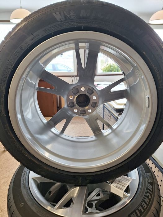 Nowe Alufelgi Koła Audi A8 D5  255 45 r19