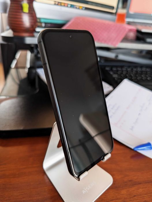 Google Pixel 8a com GrapheneOS – Privacidade Total | Como Novo