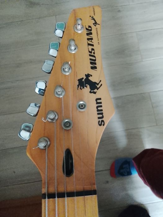 Guitarra elétrica Sunn Mustang