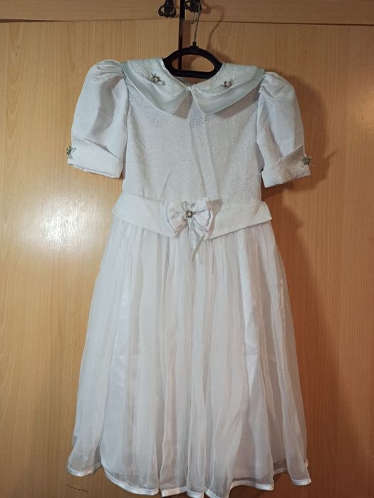 Нарядное платье для девочки