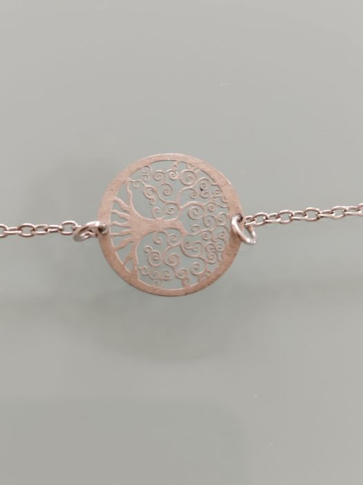 linda pulseira em prata com a árvore da vida