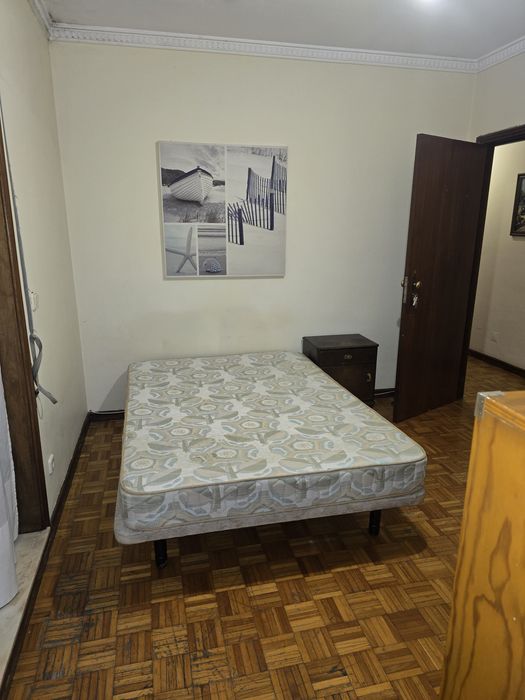 Quarto suite ao Corte Inglês Gaia