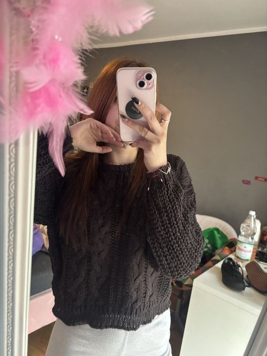 Sweter pleciony