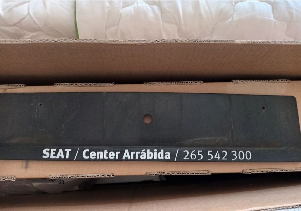 Moldura seat center
