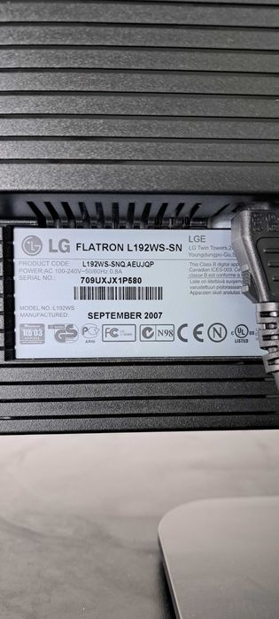 Monitor/Ecran LCD LG FLATRON L192WS  19"