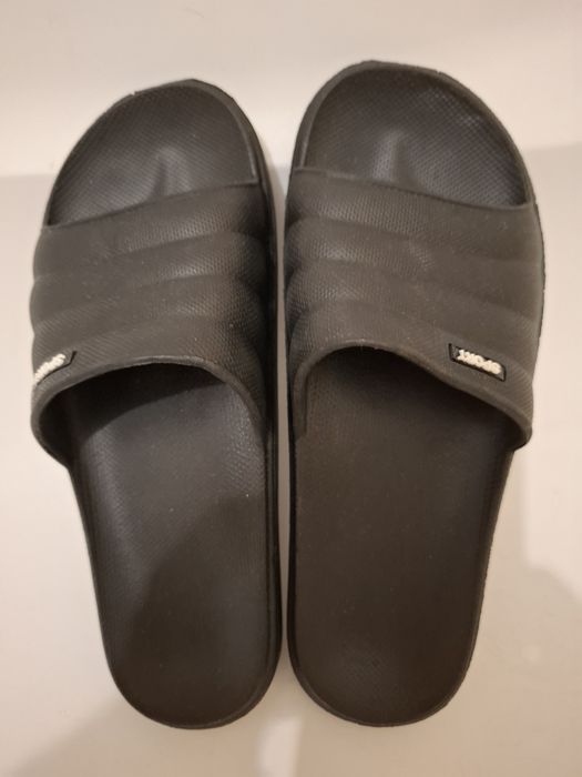 Klapki basenowe 38 sport czarne.