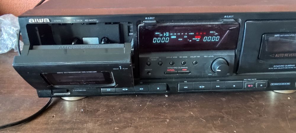 Leitor duplo de cassettes vintage AIWA
