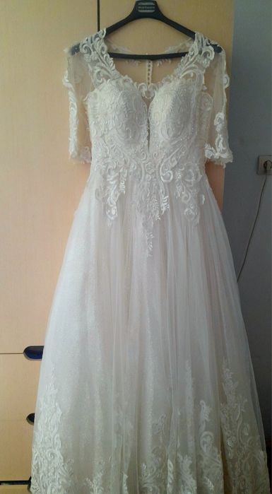 Продам весільне плаття