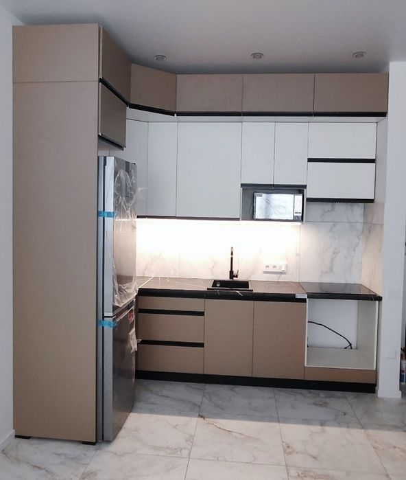 Кухні під замовлення