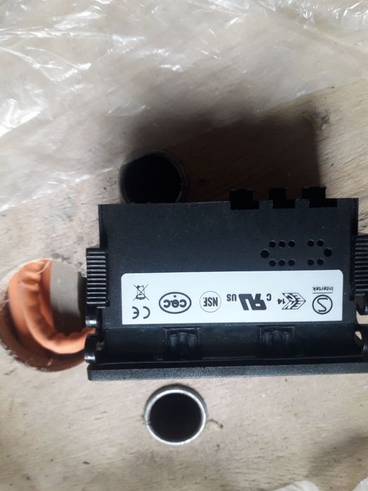 Danfoss EKC 101А Контролери для регулювання холодильного обладнання.