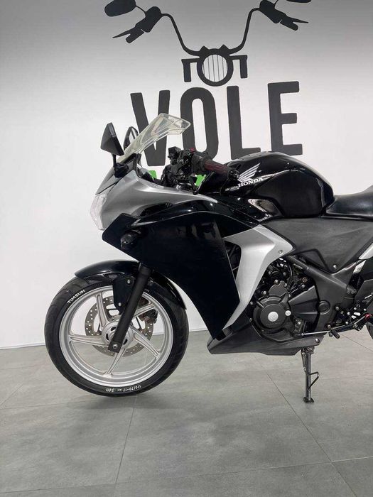 Мотоцикл Honda CBR250R